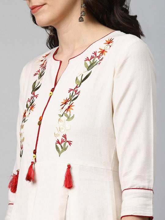 Yufta Women Off-White Yoke Design Kurta with Trousers