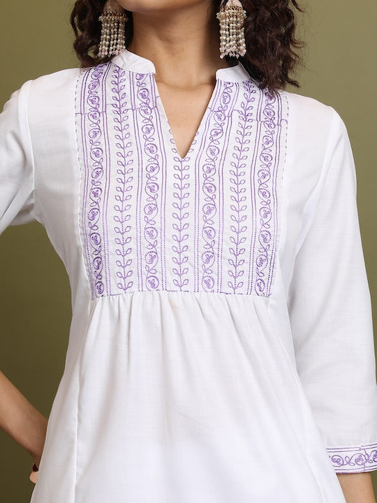 Vishudh Ethnic Motifs Embroidered Kurta
