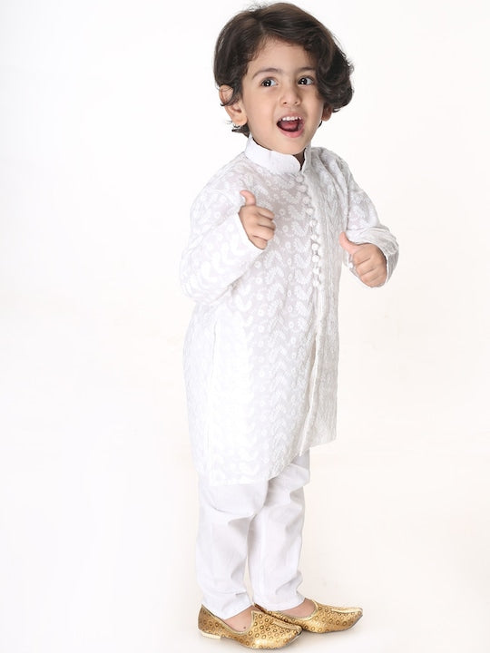 Vastramay Sishu Boys White Embroidered Pure Cotton Kurta with Solid Pyjamas