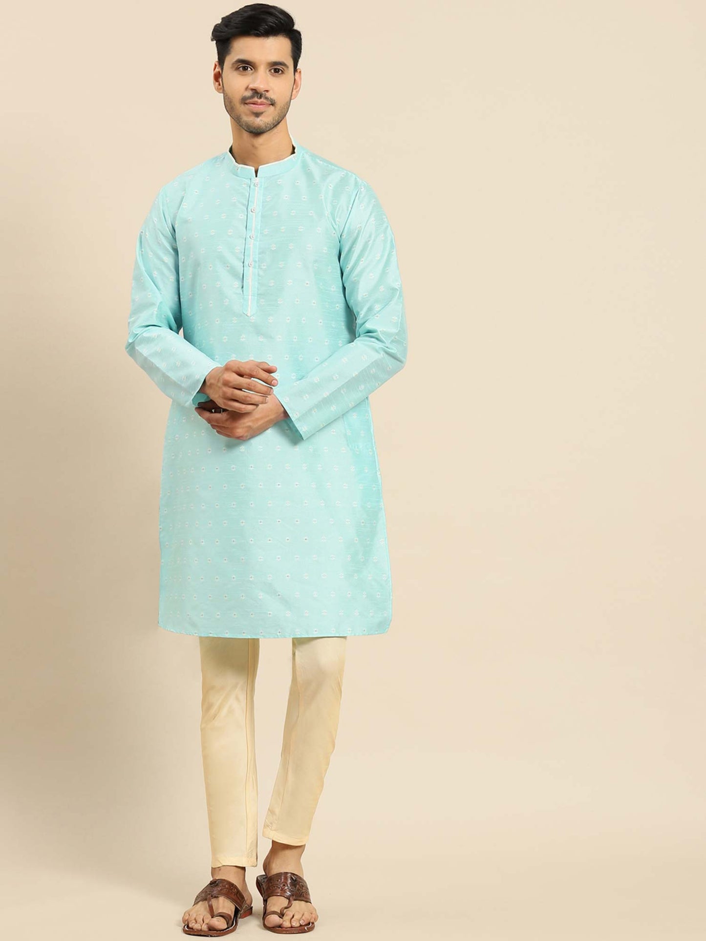 Amodh by Kisah Men Blue Kurta (Set of 2)