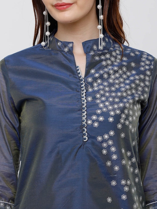 Vishudh Women Blue & Silver-Toned Printed Straight Kurta