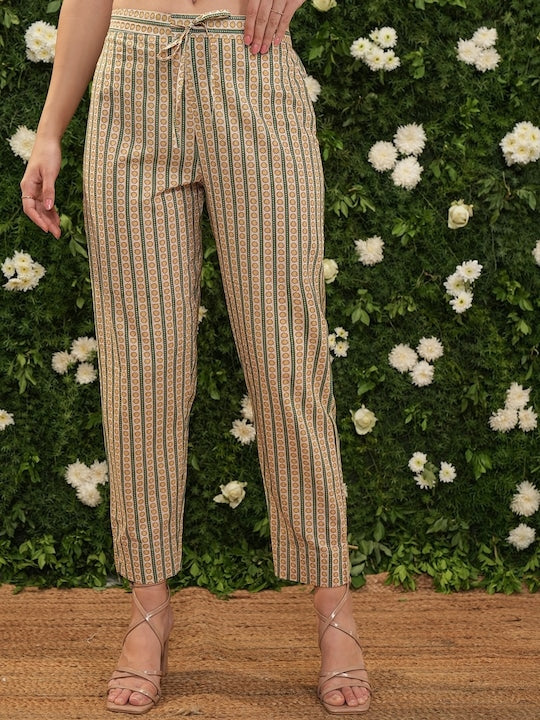 Vishudh Women Floral Printed Empire Pure Cotton Kurta with Trousers & With Dupatta