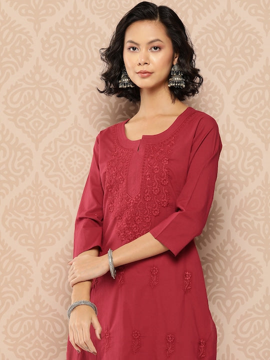 Yufta Floral Embroidered Chikankari Cotton Kurta Maroon
