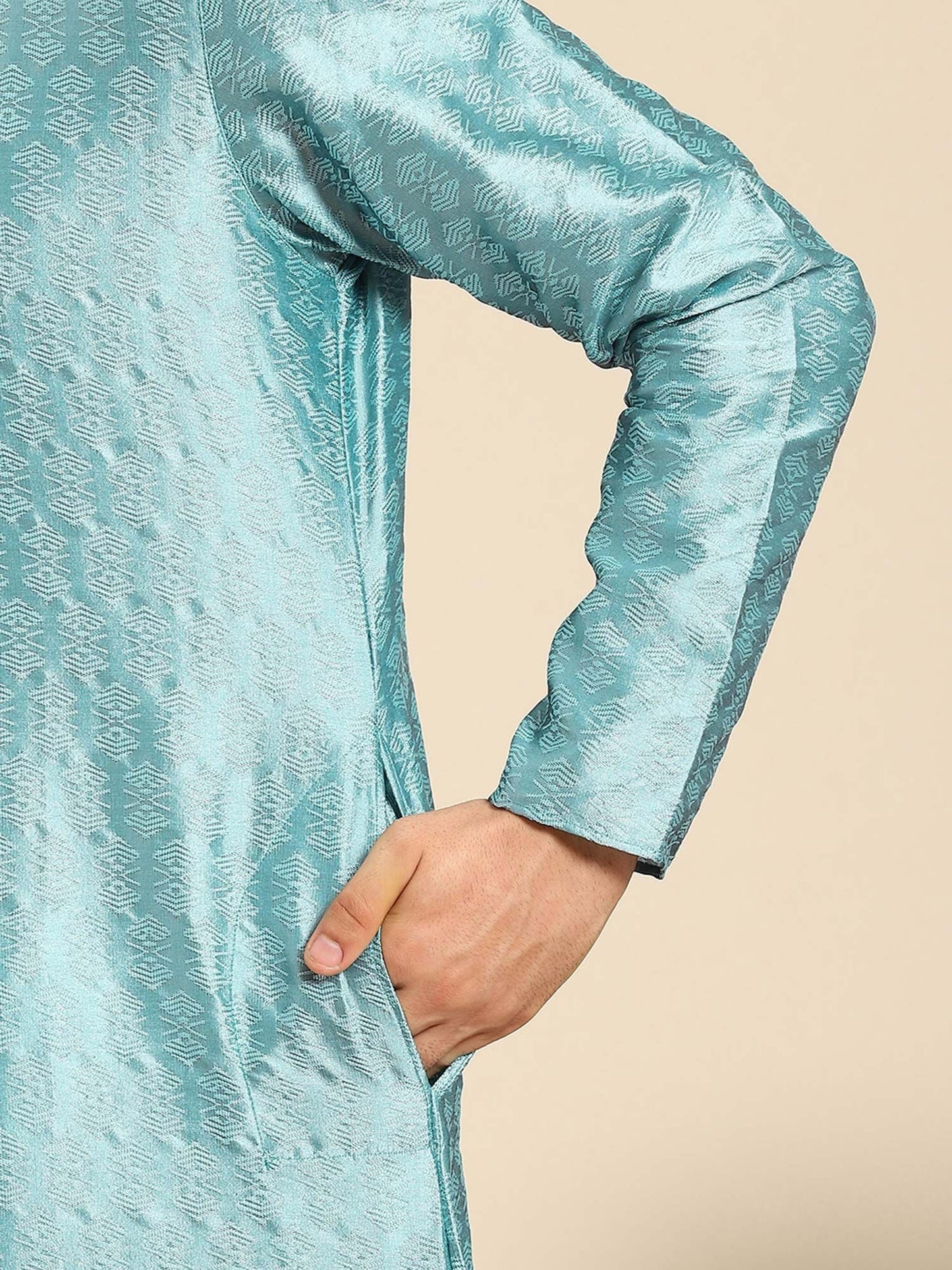 Amodh by Kisah Men Blue Kurta (Set of 2)