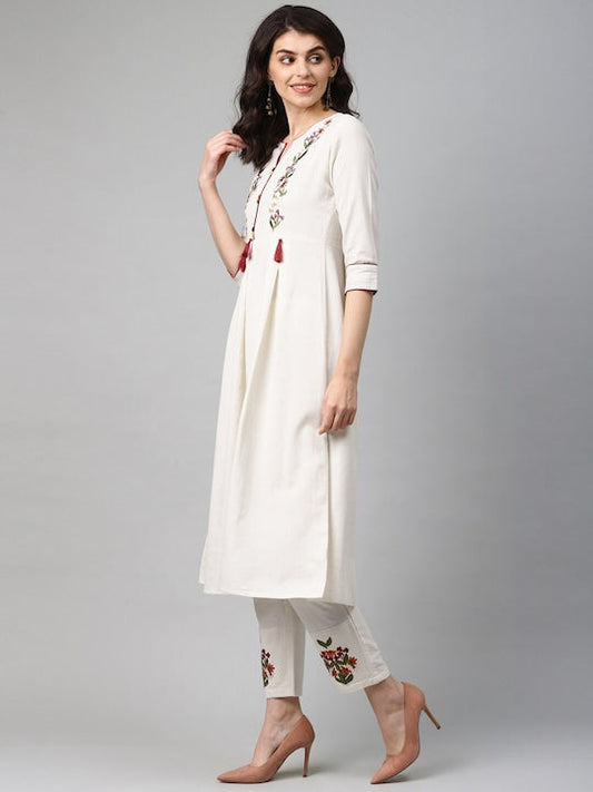 Yufta Women Off-White Yoke Design Kurta with Trousers