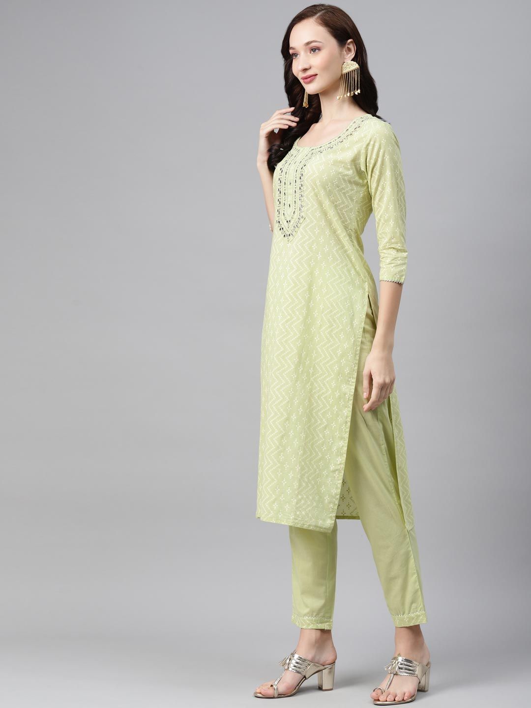 Anubhutee Women Green Pure Cotton Bandhani Print Mirror Work Kurta with Trousers & Dupatta