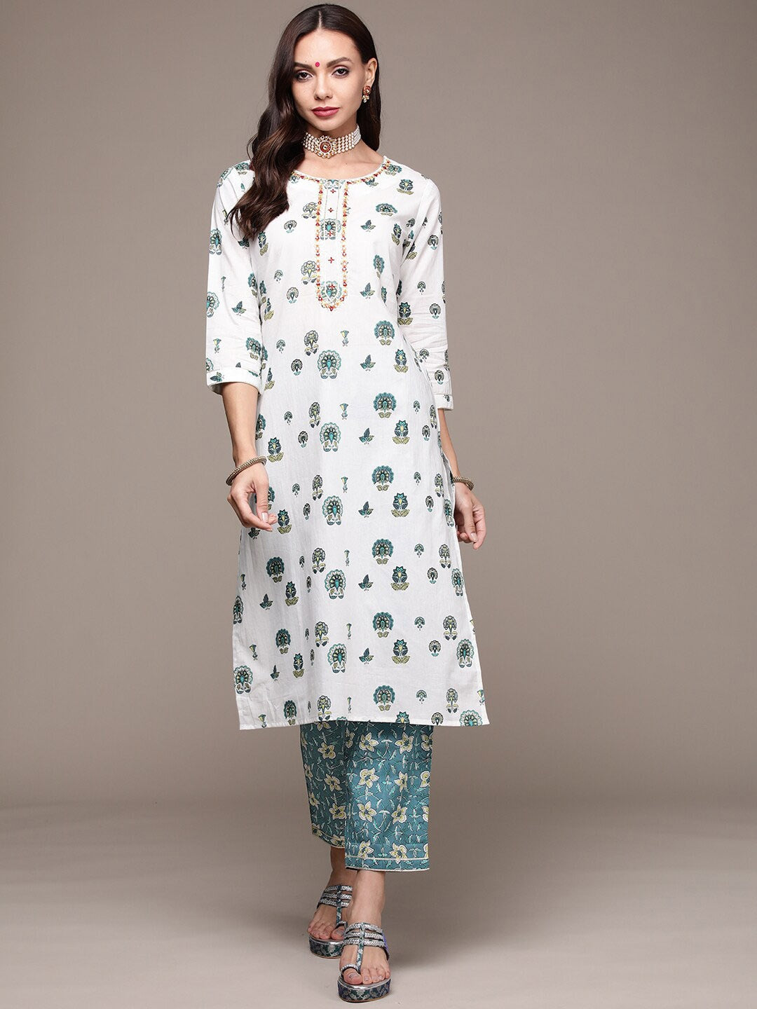 Anubhutee Floral Printed Thread Work Straight Pure Cotton Kurta with Trousers - S